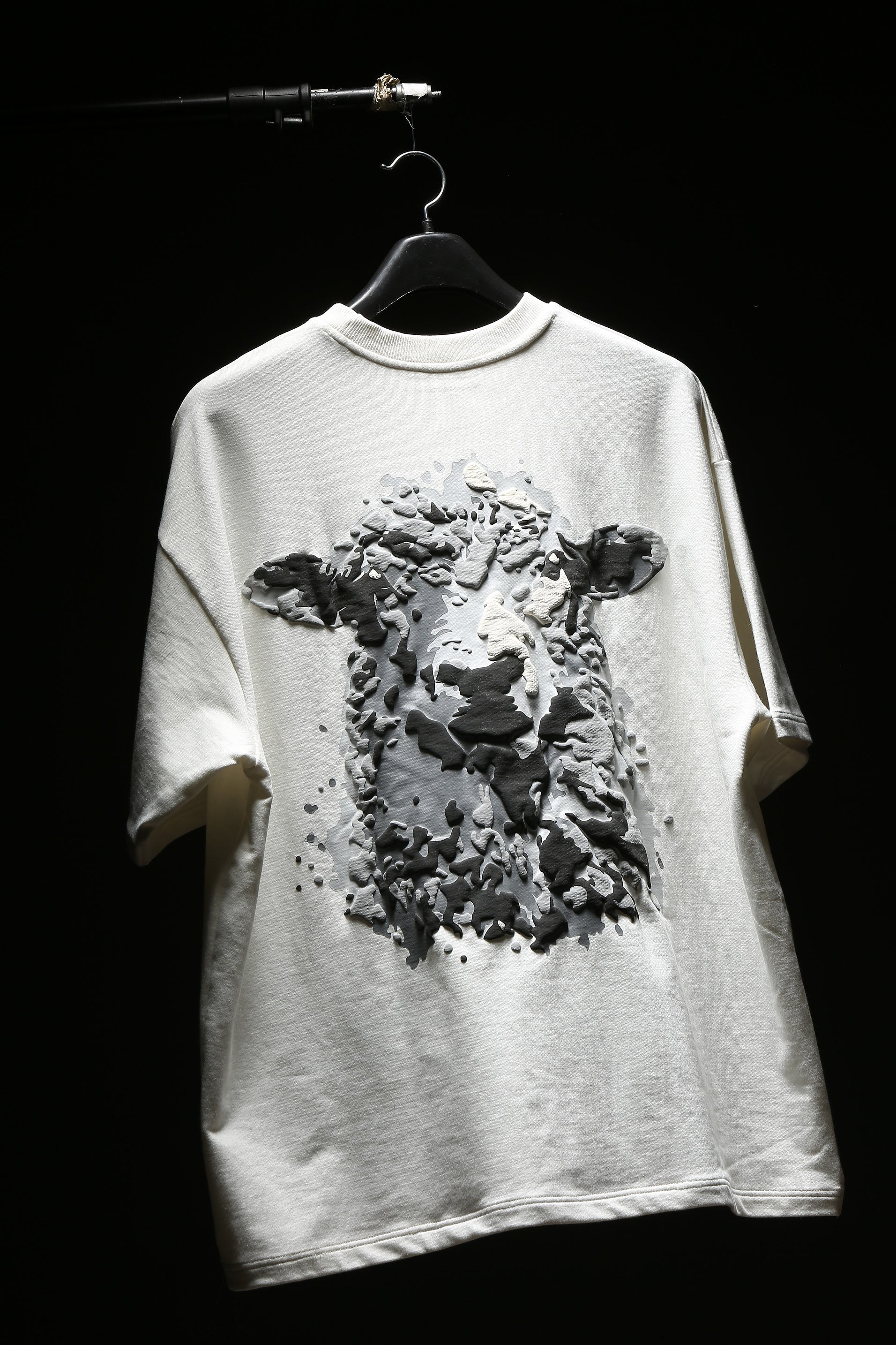 Unherd white indifferent black PACK OF 2
