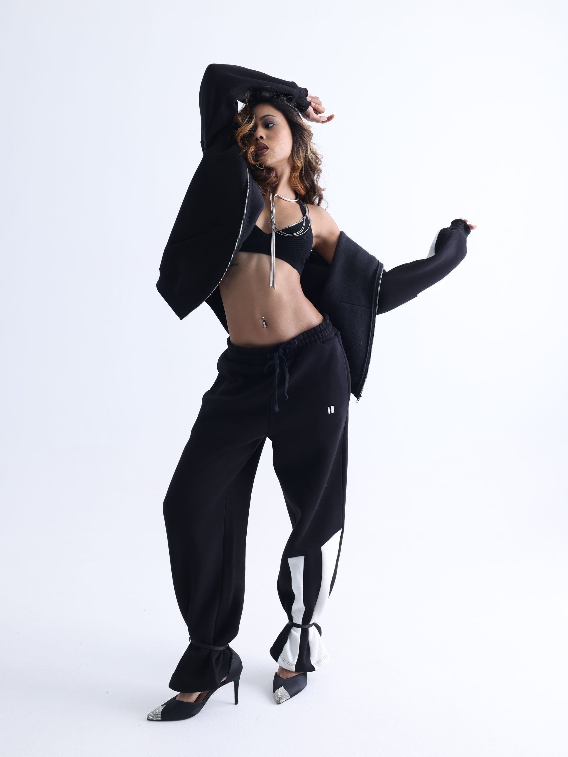 Chapter2Drip Black everyday zipper hoodie — view 5