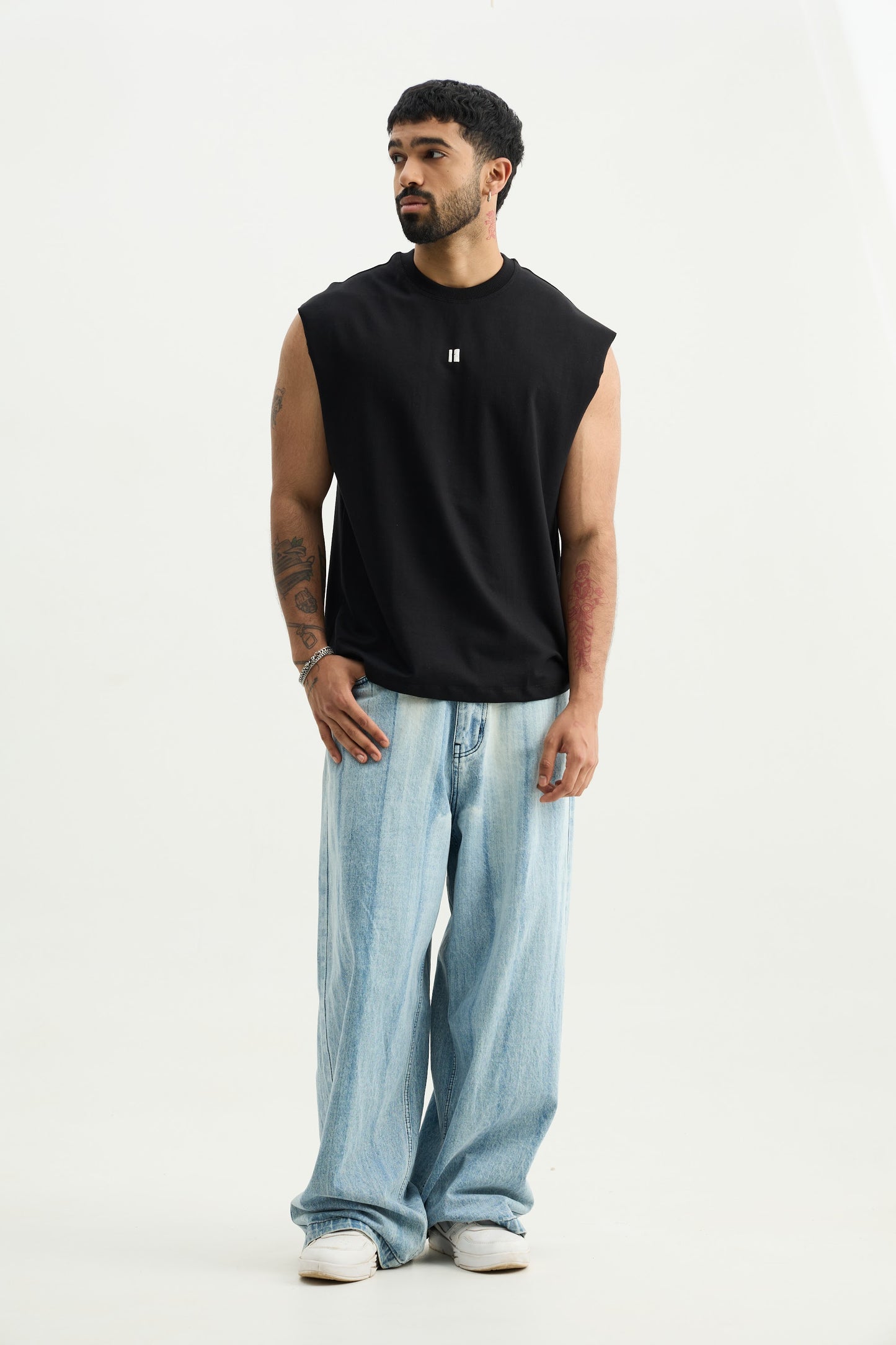 Black Solid Vest - image 4