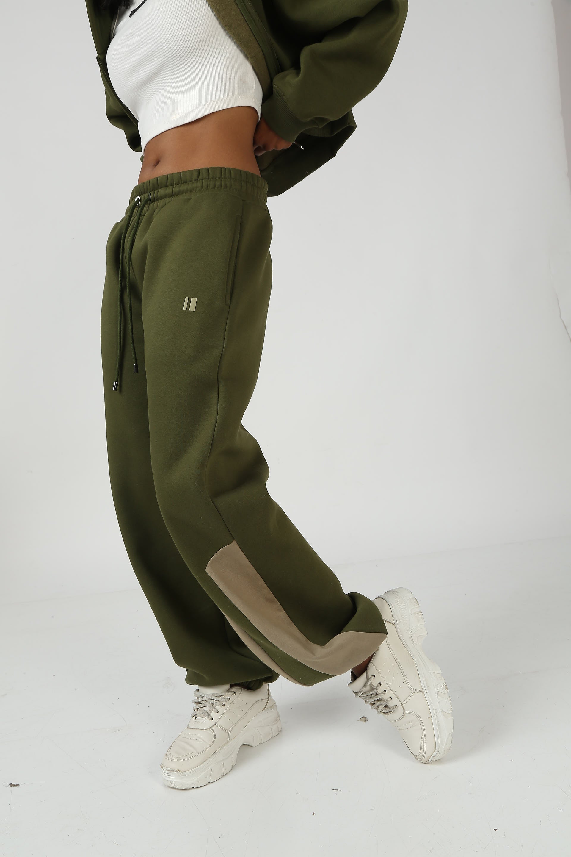 Chapter2Drip The Everyday Olive joggers — view 3