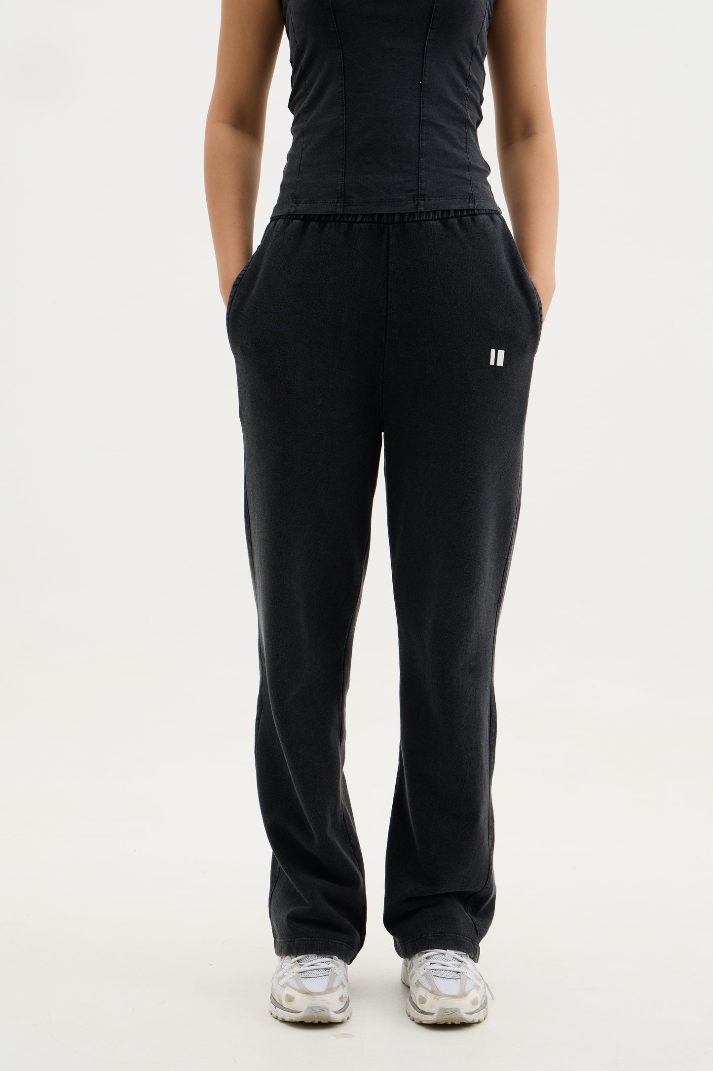 BLACK WASH LOUNGE SET