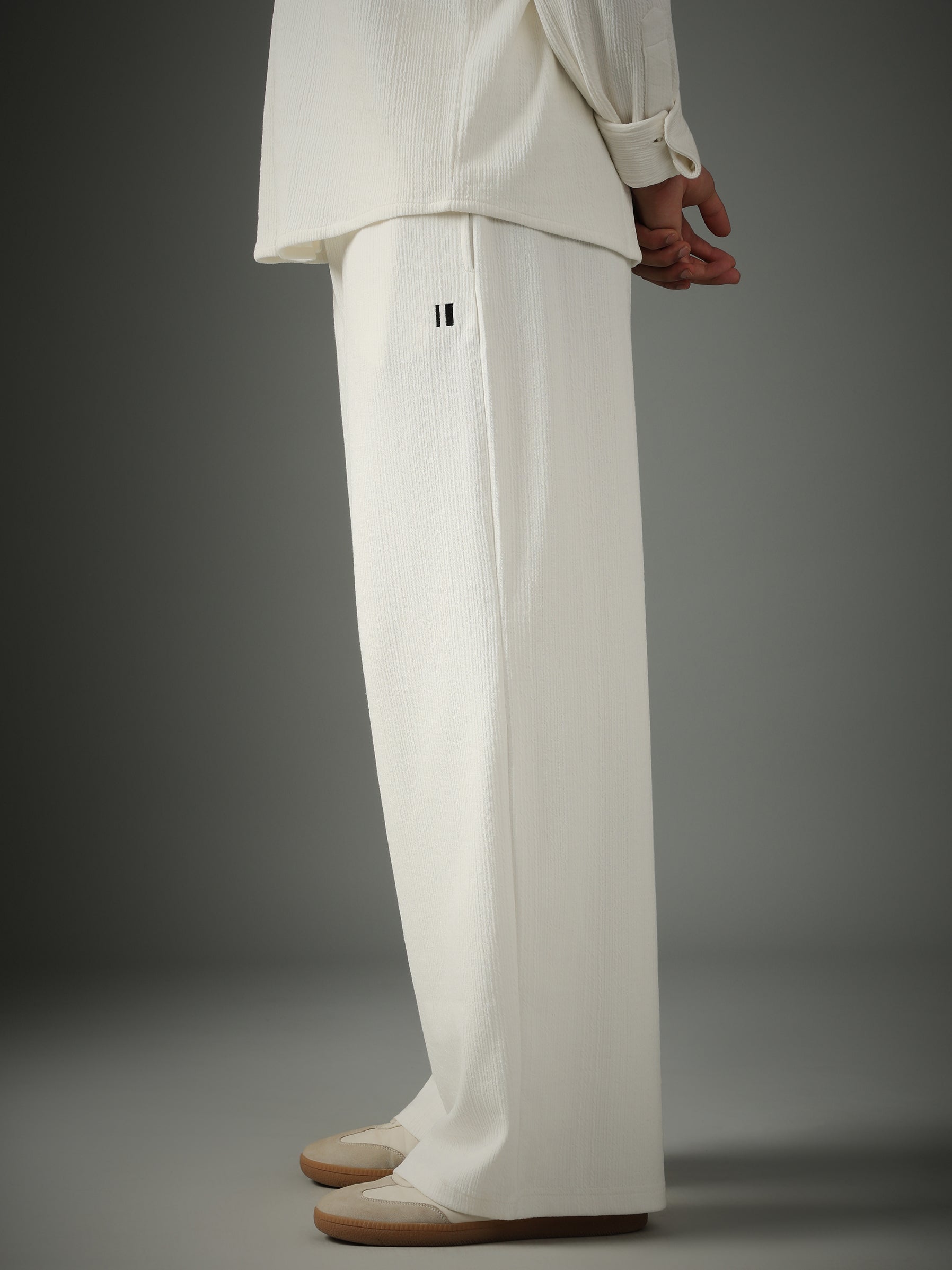 Chapter2Drip Crossknit White pants — view 3