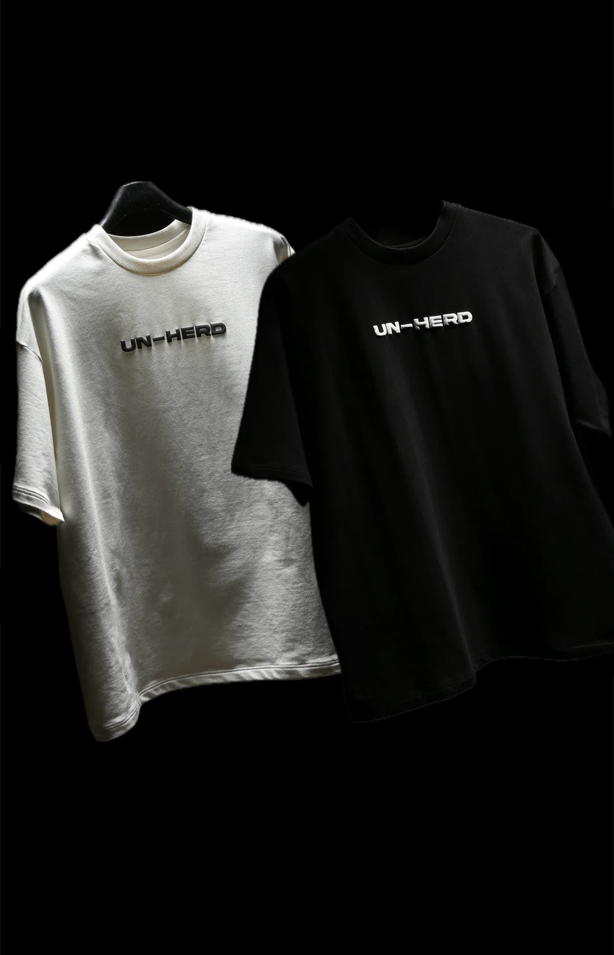 Chapter2Drip t-shirt pack of 2 — Unherd Black & Off-White