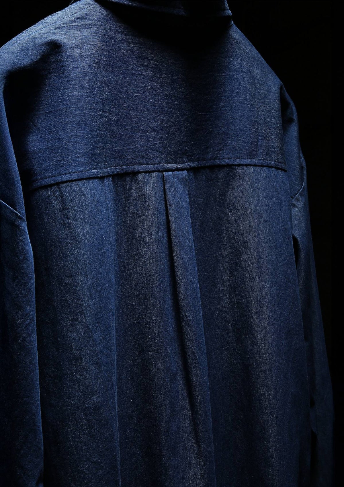 Monday Blues: Dark Sea Shirt