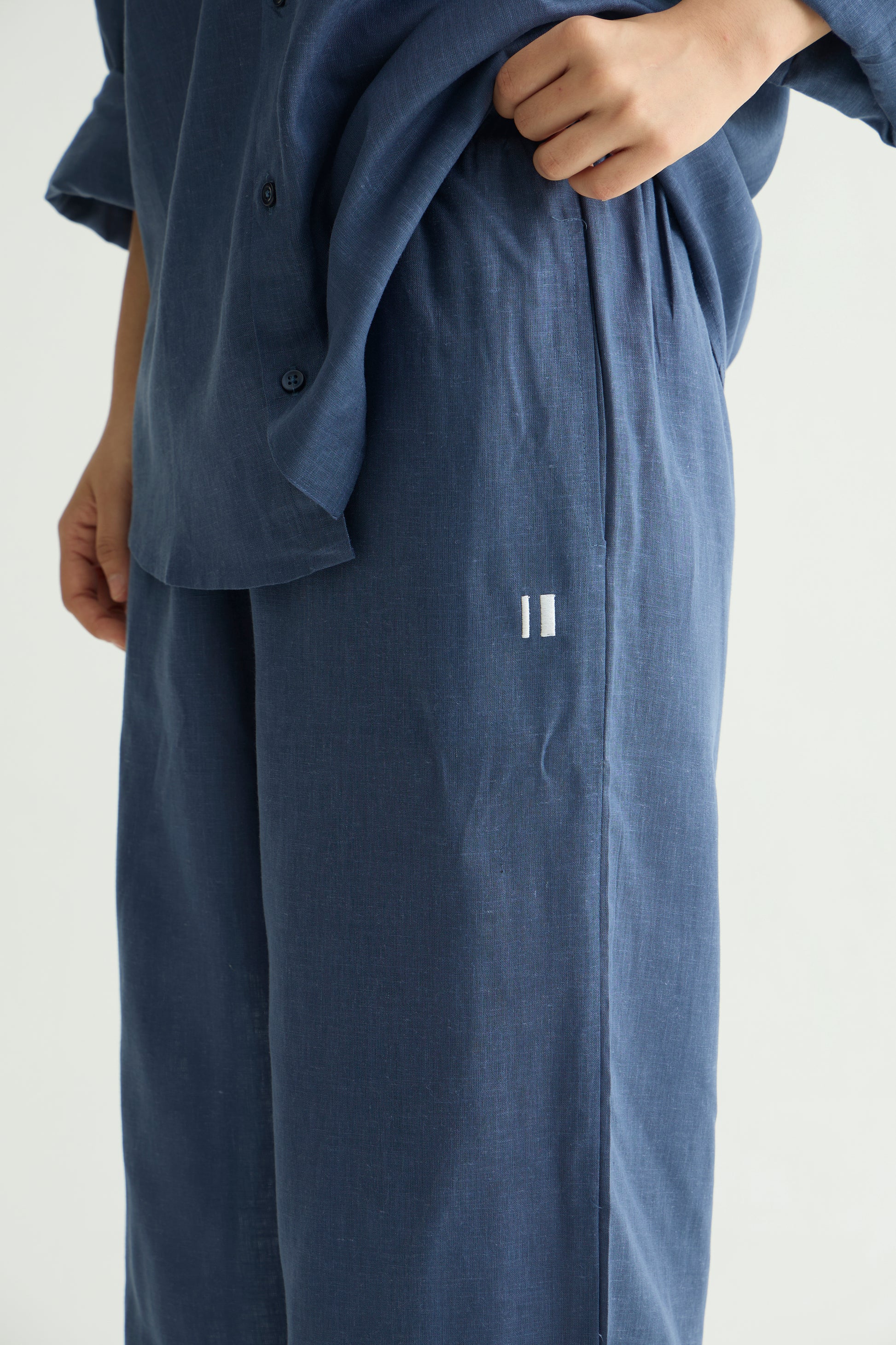 Chapter2Drip Monday Blue linen pants — view 3