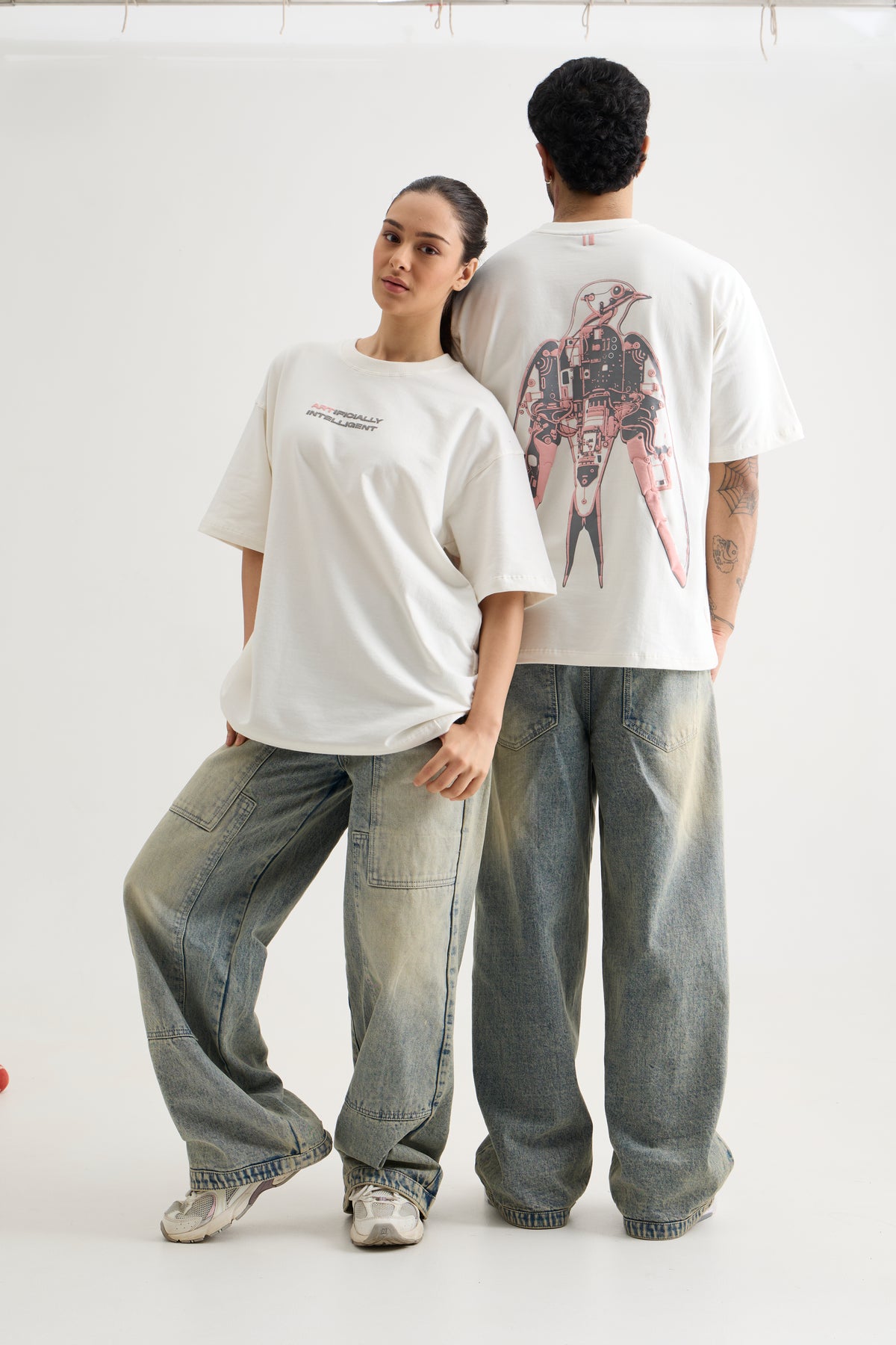 WHITE ARTIFICIALLY INTELLIGENT T-SHIRT