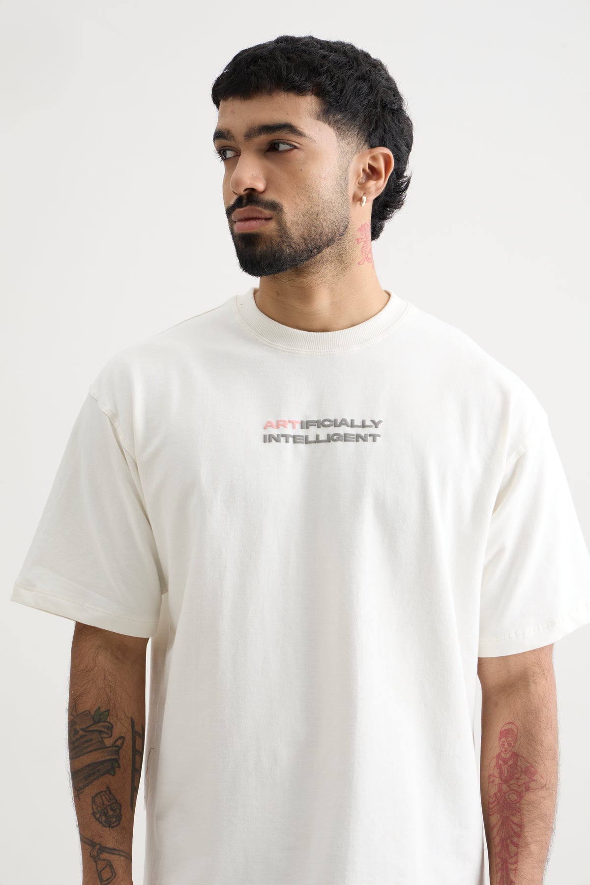 WHITE ARTIFICIALLY INTELLIGENT T-SHIRT