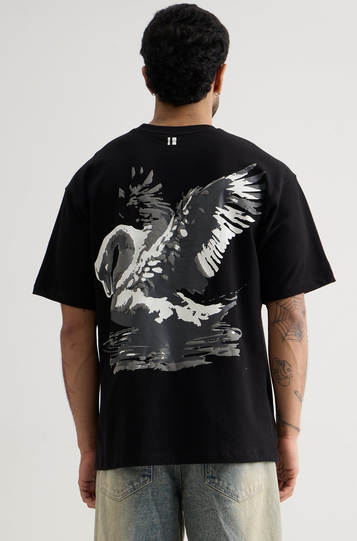 BLACK METAMORPHED HANS T-SHIRT