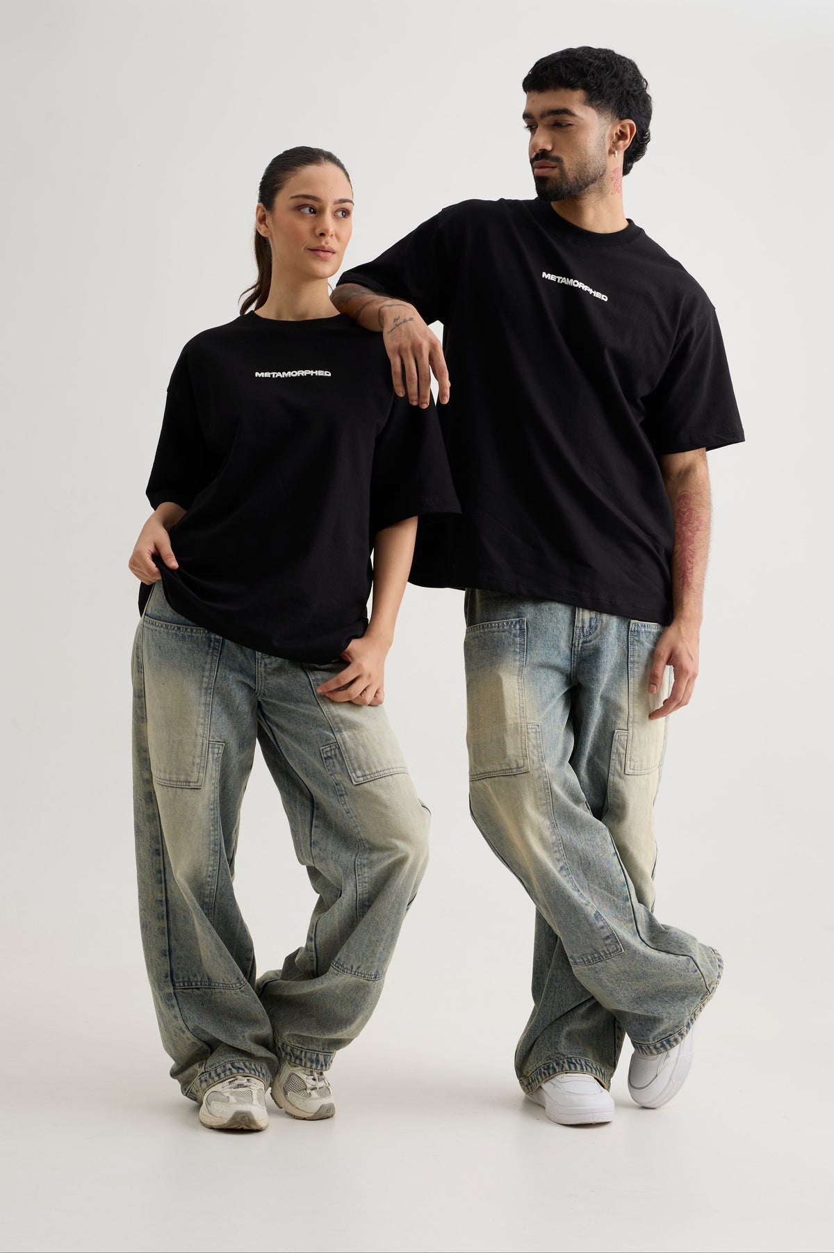 BLACK METAMORPHED HANS T-SHIRT
