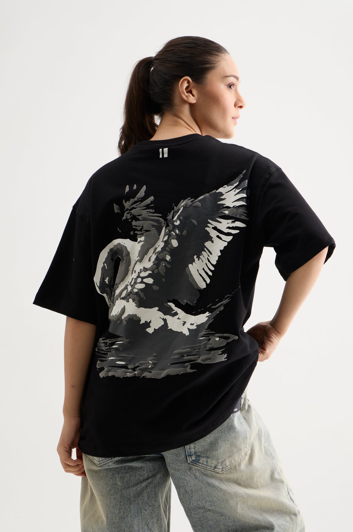 BLACK METAMORPHED HANS T-SHIRT