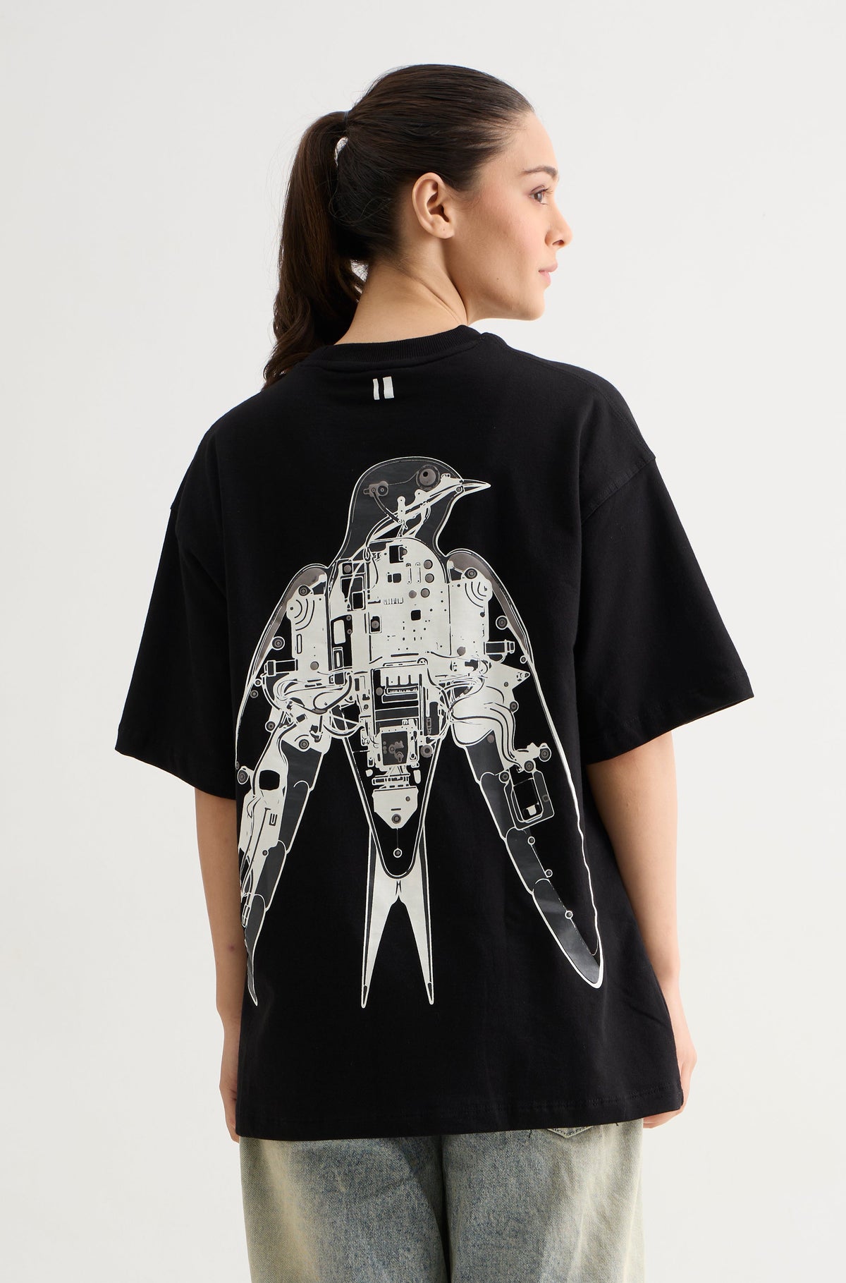 BLACK ARTIFICIALLY INTELLIGENT T-SHIRT