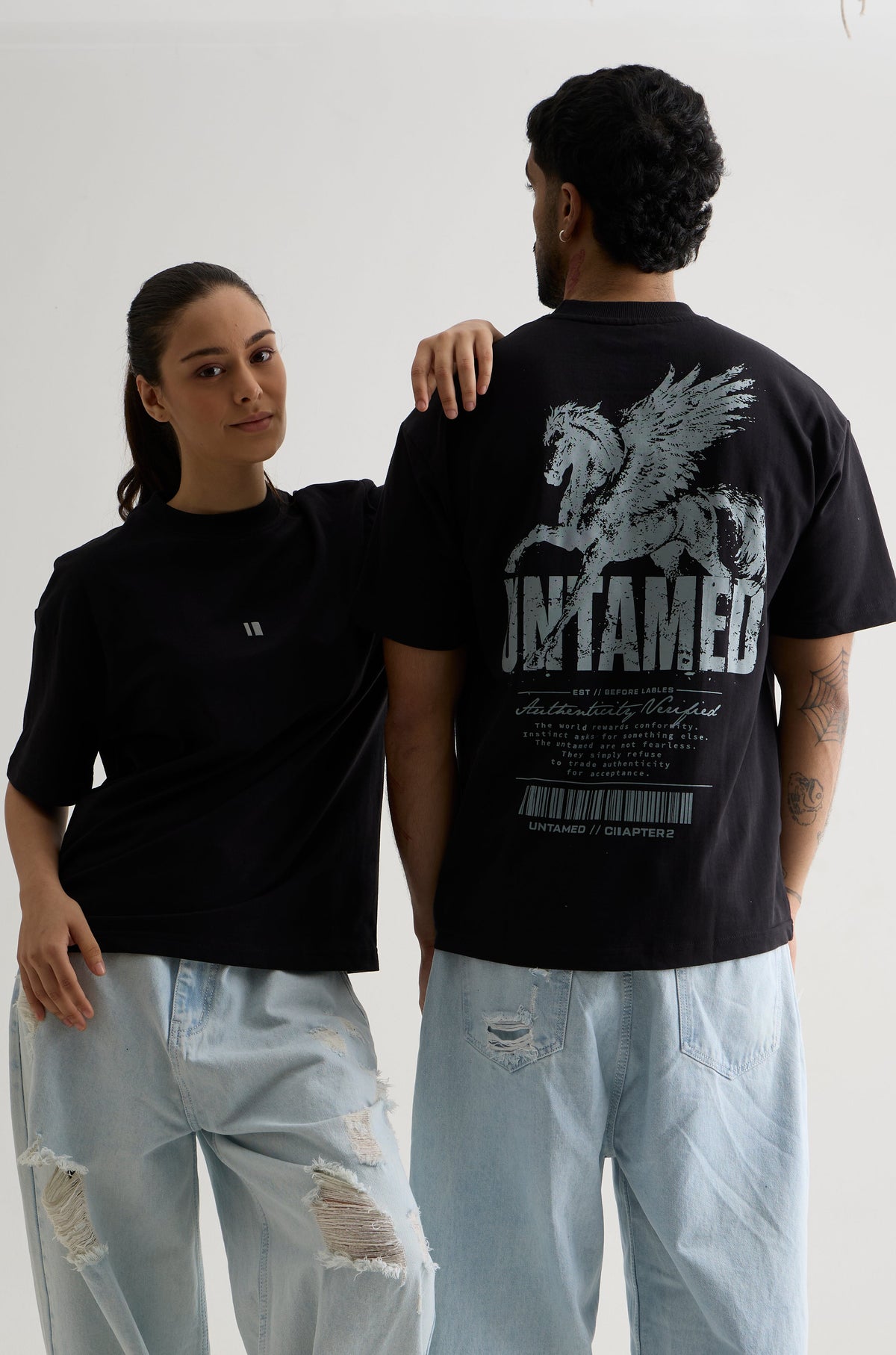 BLACK UNTAMED T-SHIRT