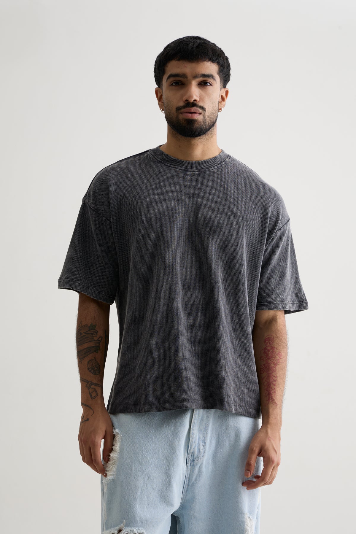 BLACK BRUSHED WAFFLE T-SHIRT