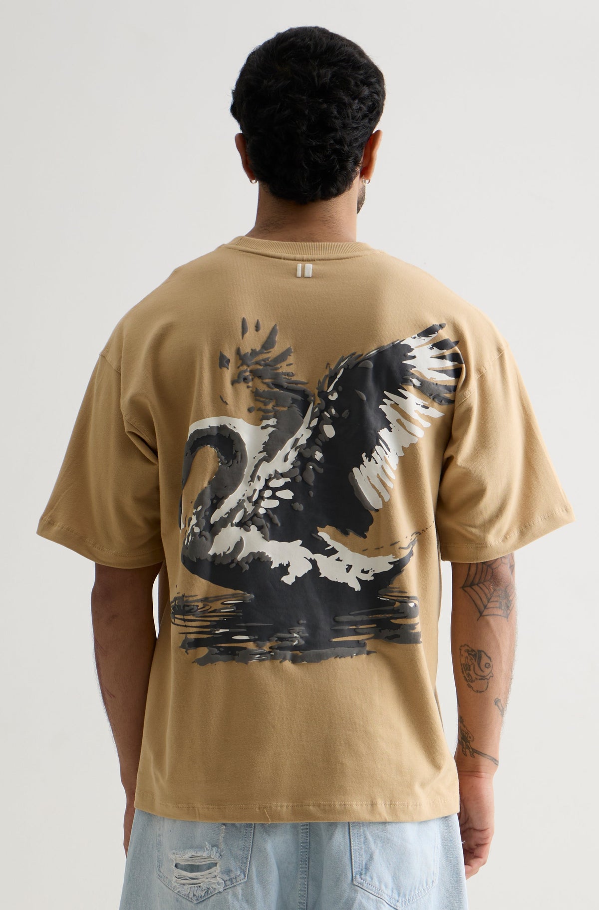 BEIGE METAMORPHED HANS T-SHIRT