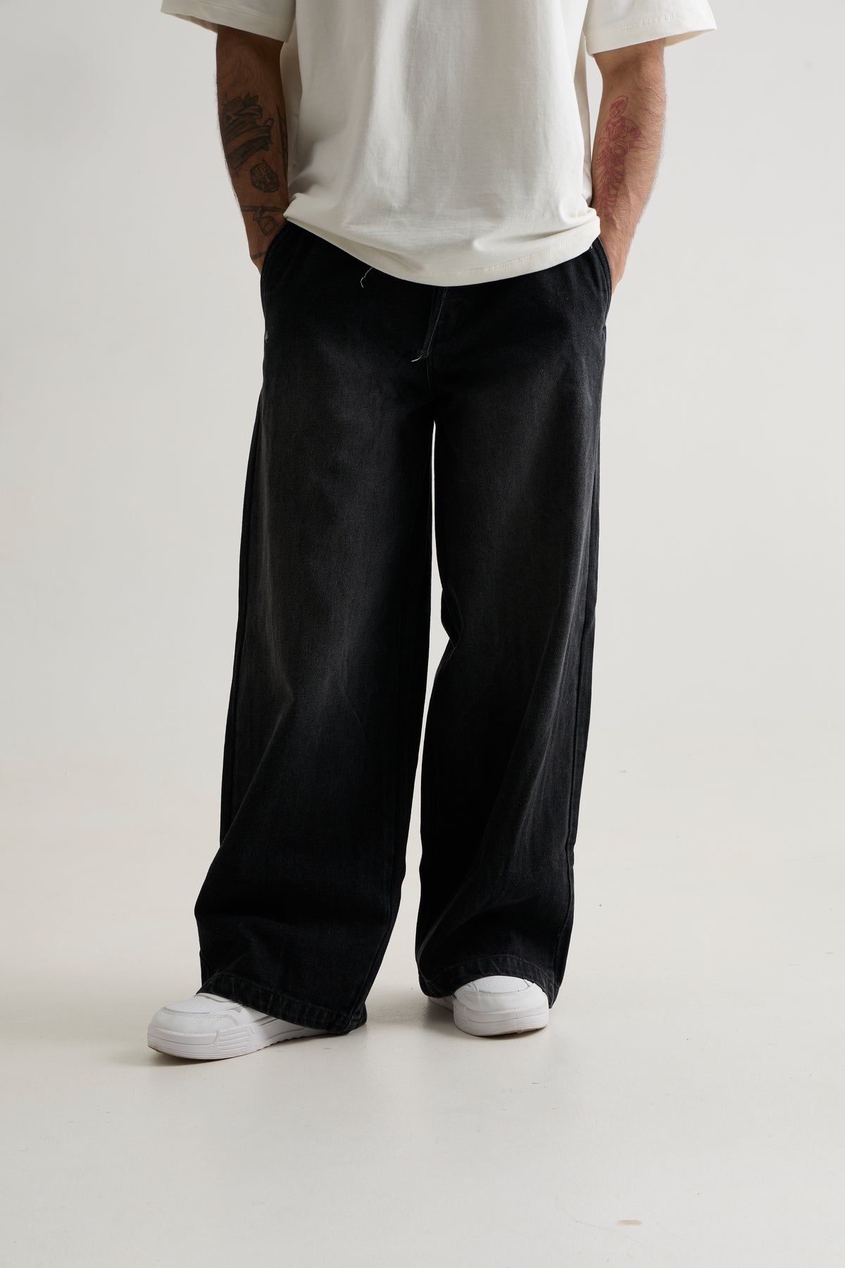 BLACK WASH DENIM BAGGY JOGGERS