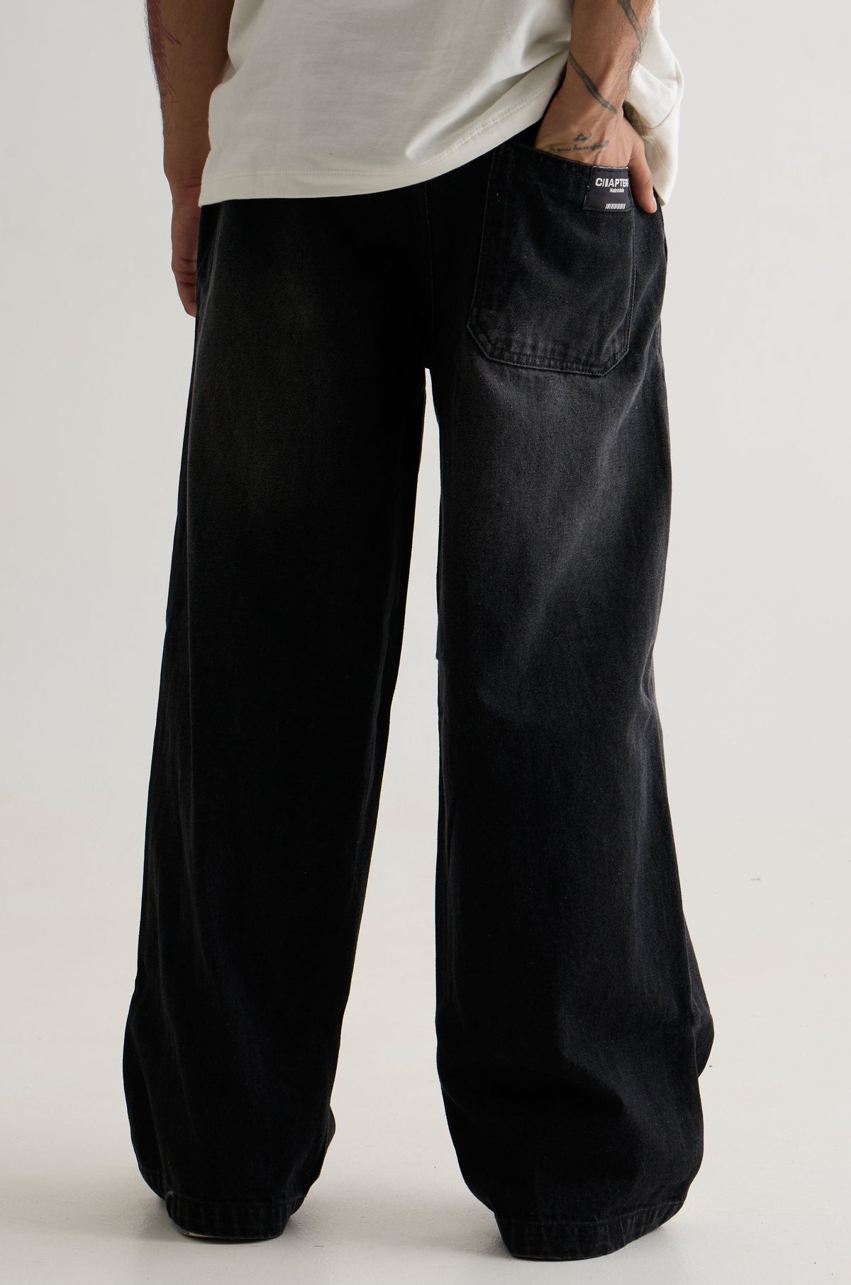 BLACK WASH DENIM BAGGY JOGGERS