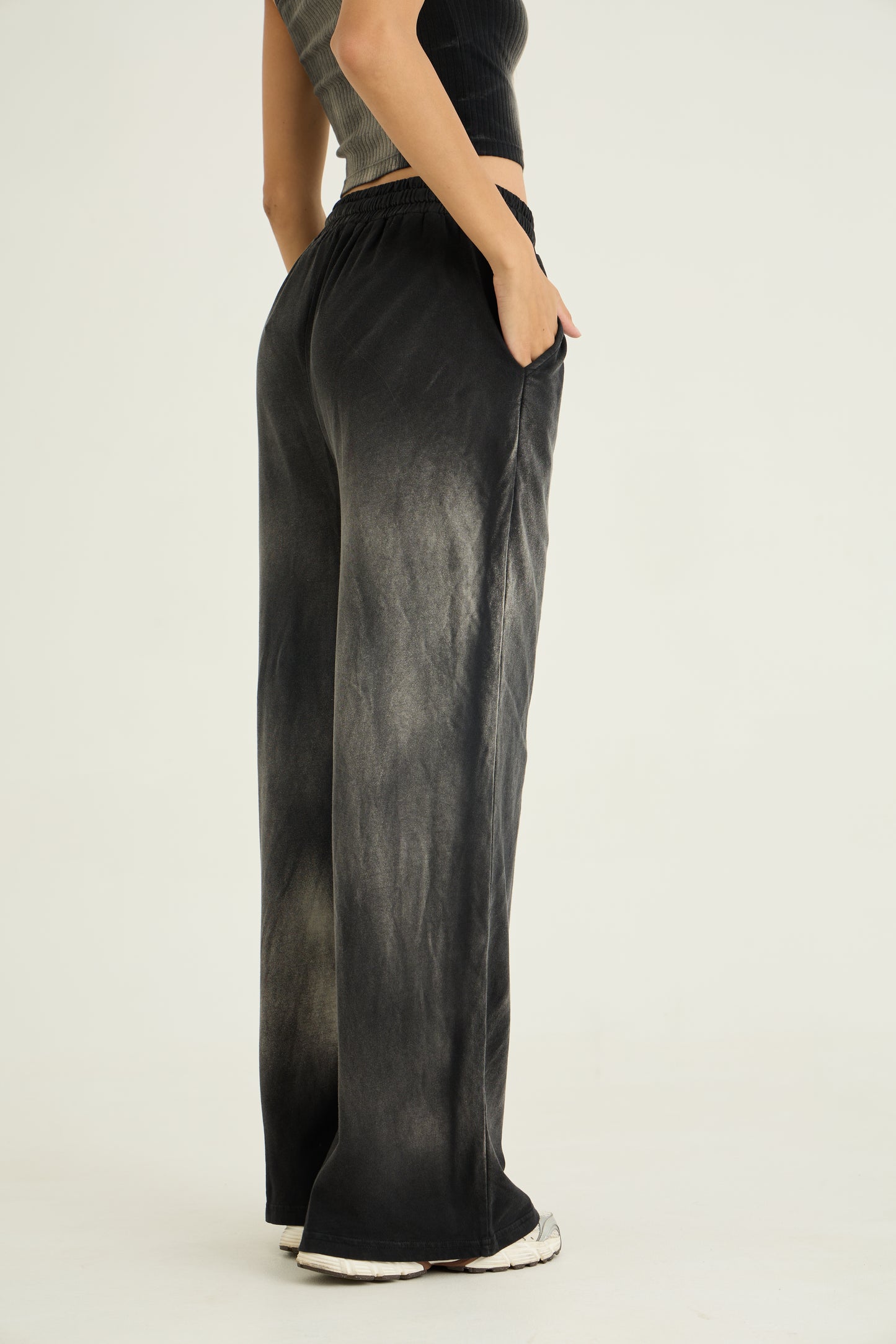 Spray Washed Black Set