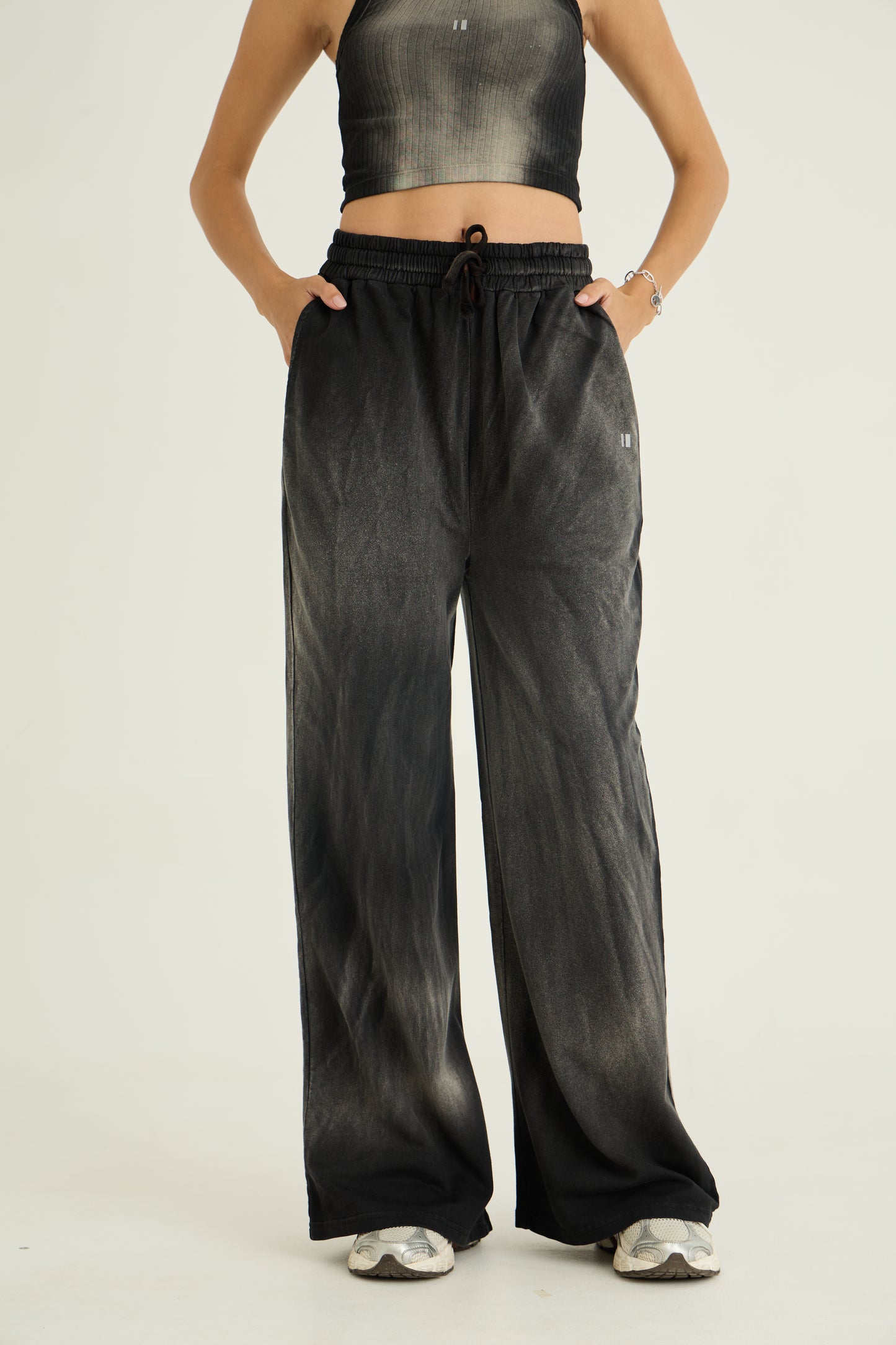 Spray Washed Black Set