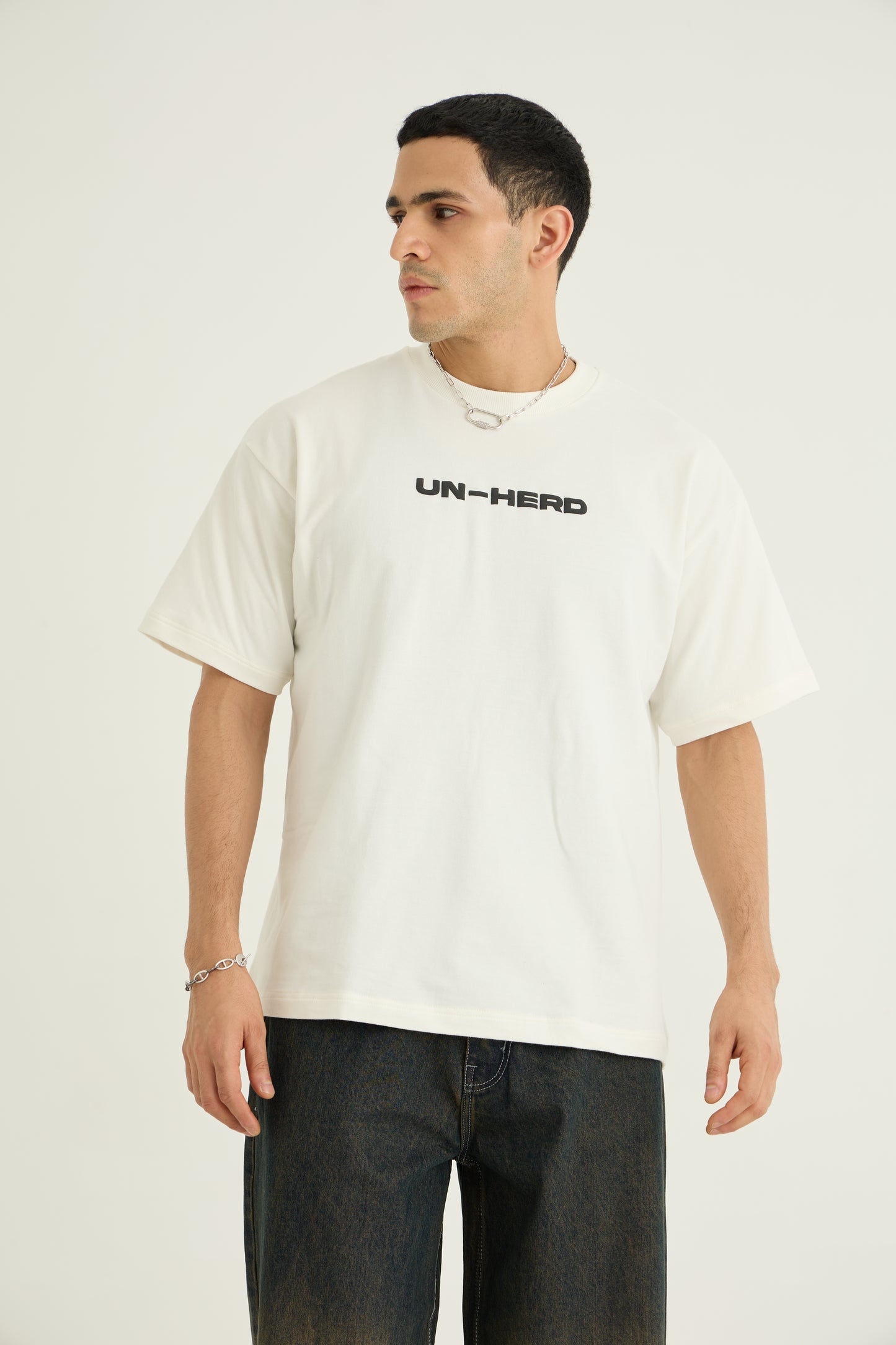 Off White Un-herd