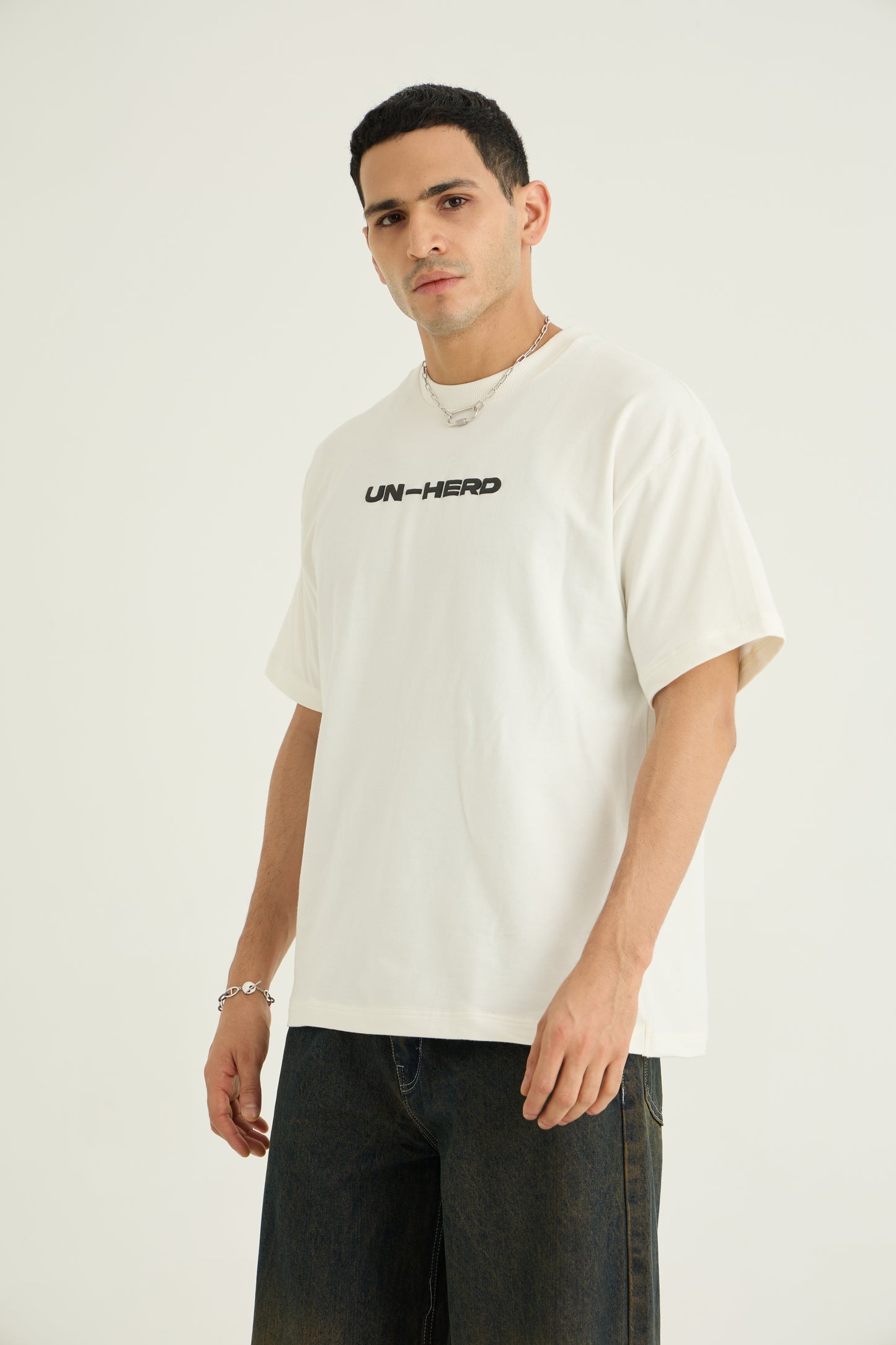 Off White Un-herd