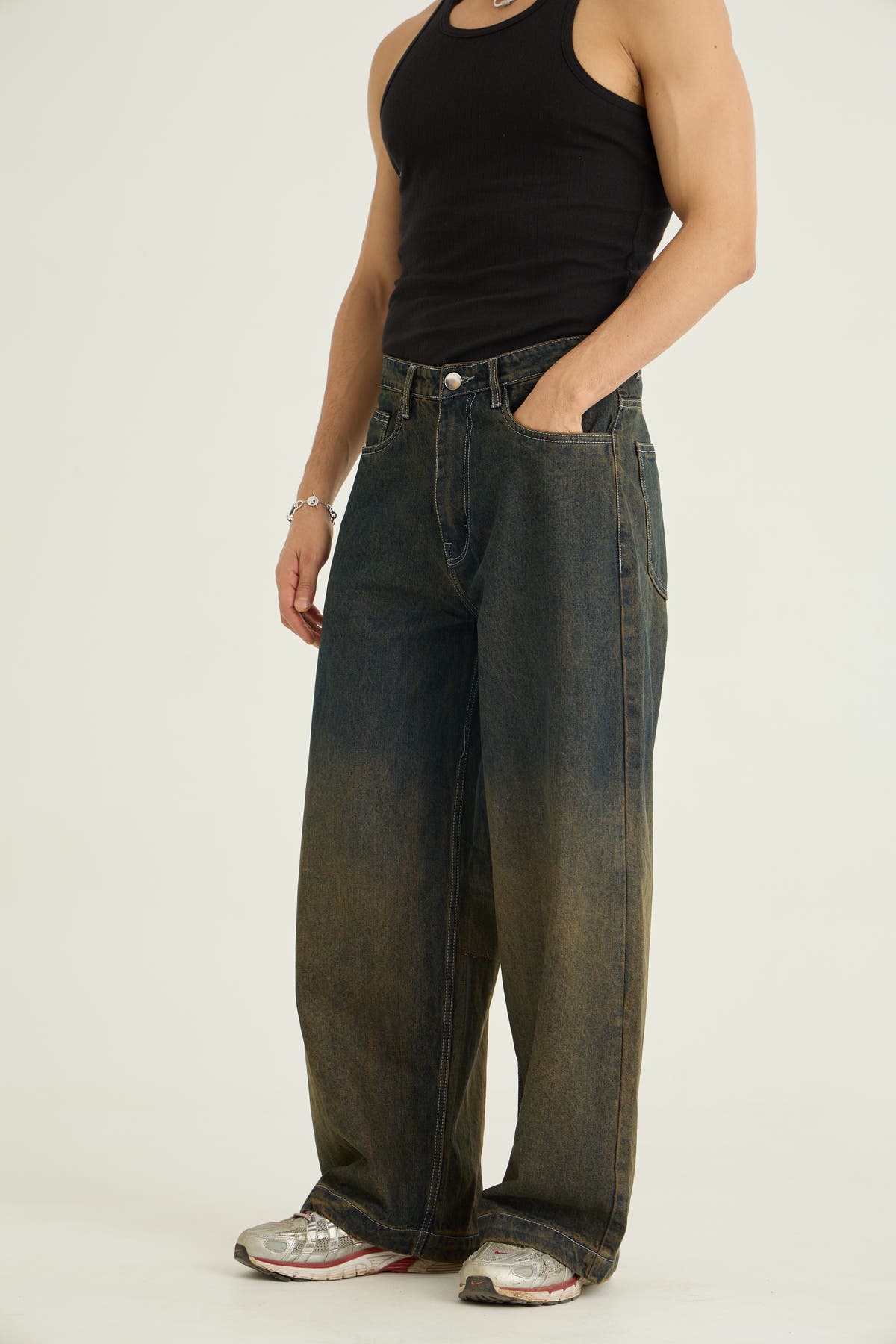 Chapter2Drip Ombre Wash Black denims