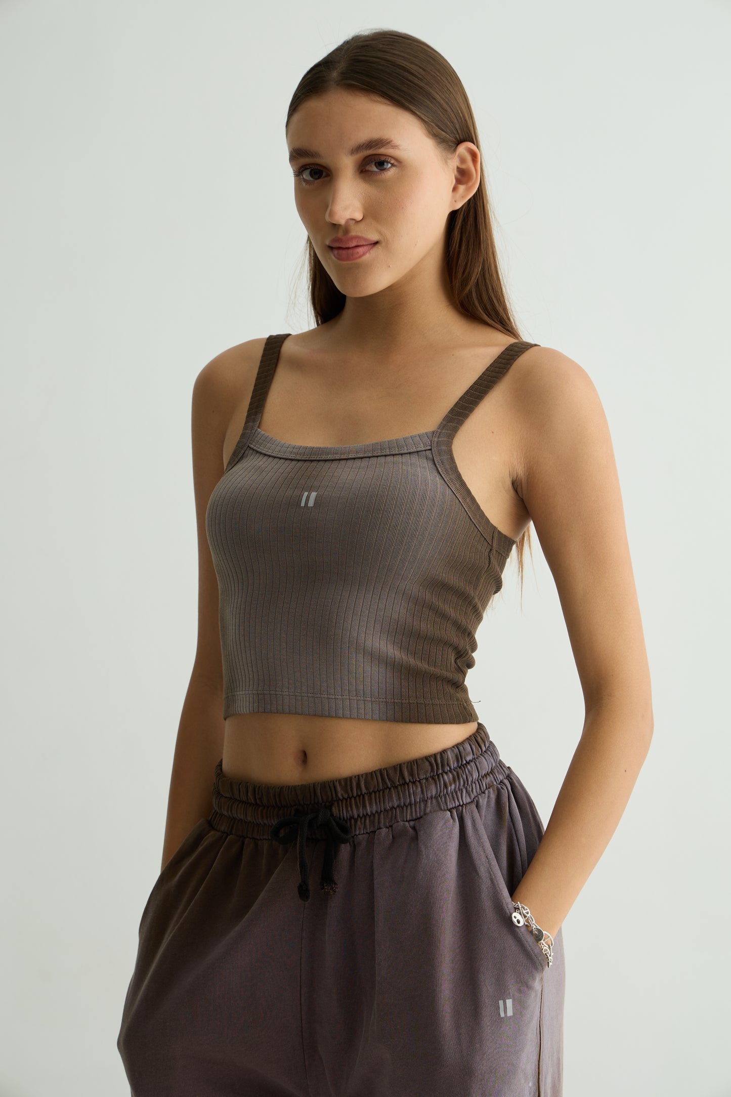 Spray Washed Brown Set