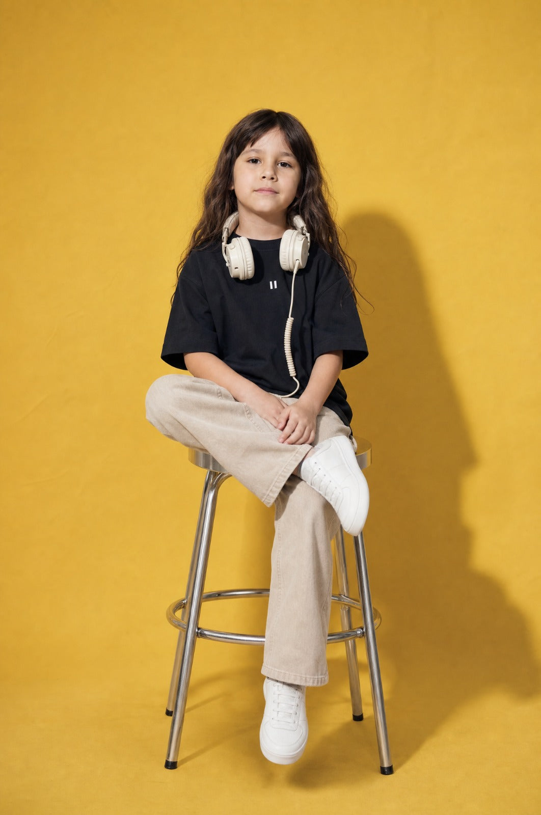 Black Solid T-Shirt Jr
