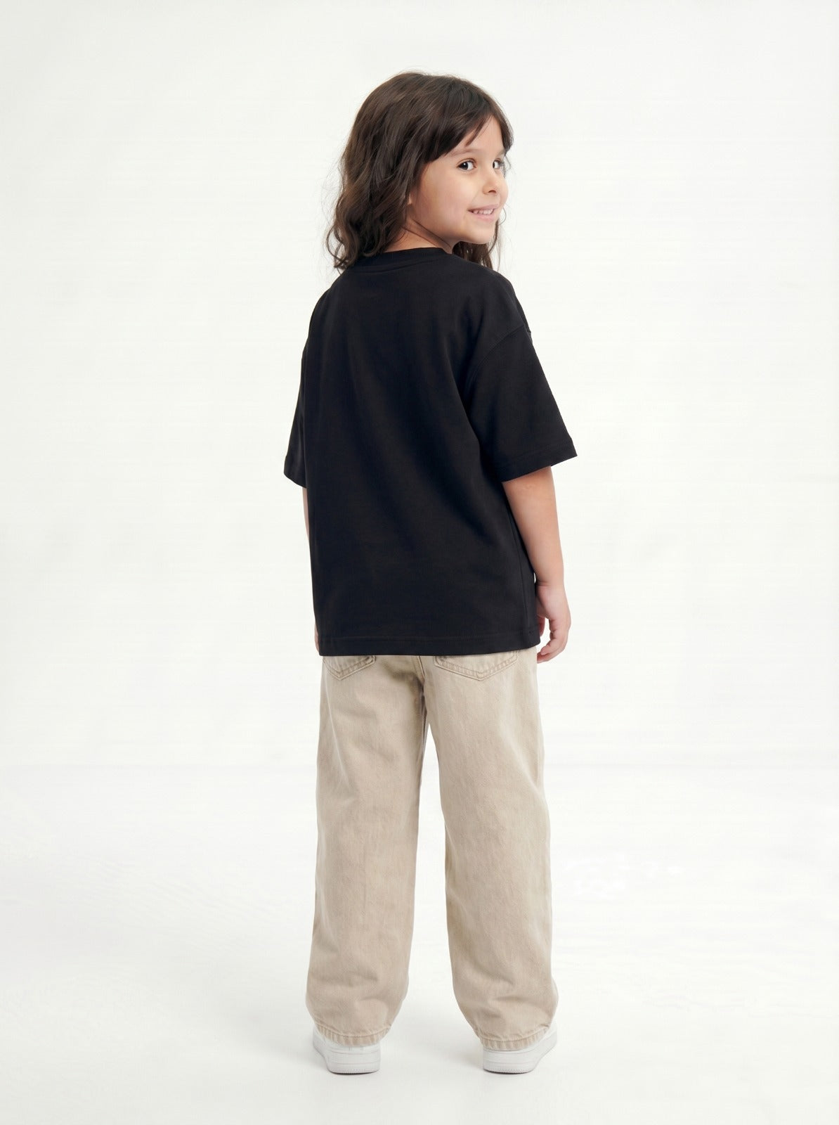 Black Solid T-Shirt Jr